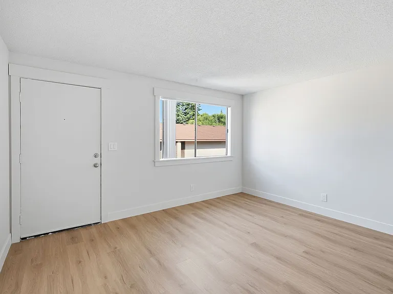Rolling Hills Townhouses — Photo 45
