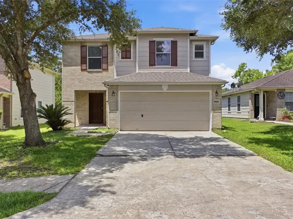 22923 Twisting Pine Dr, Spring, TX 77373