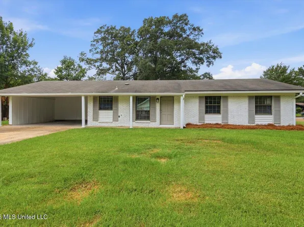 279 Trojan Dr, Pearl, MS 39208