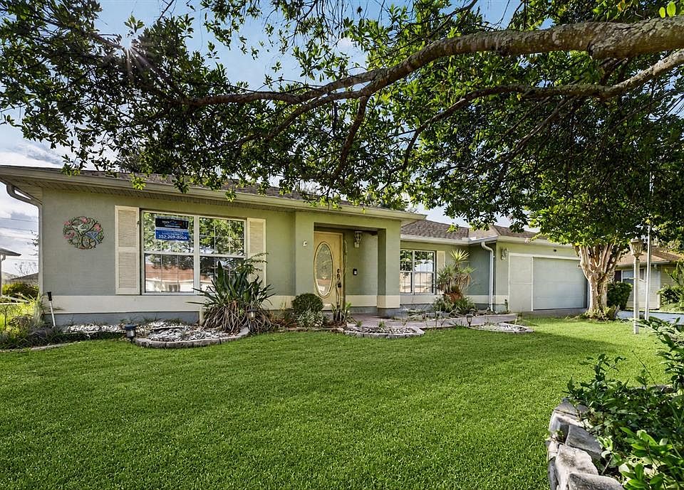 1st image of 8447 SW 60th Ct