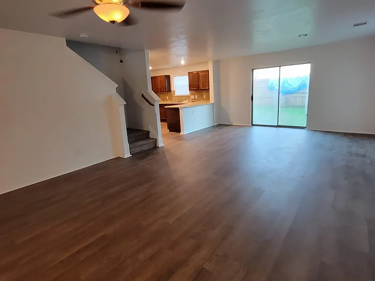 2726 Skyview Crest Ct — Photo 7