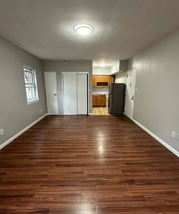 2nd image of 177 S Burnet St #3A