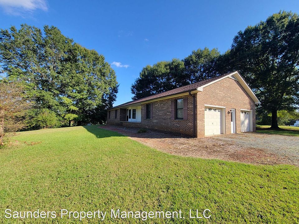 5636 Bethania Rd, Pfafftown, NC 27040 Zillow