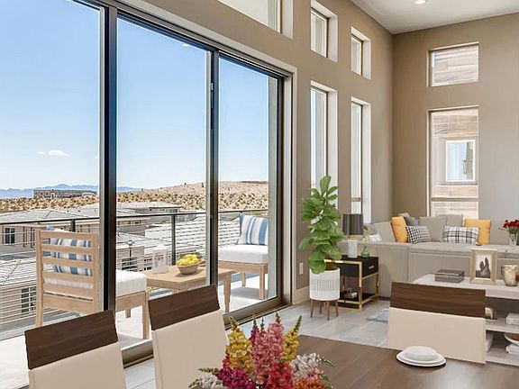 Summit Virtually Staged Dining Area