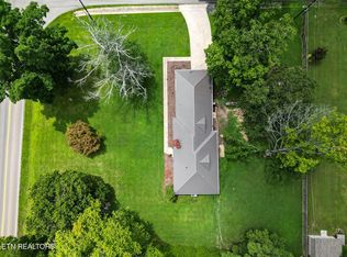 112 S Hummingbird Ln, Dickson, TN 37055