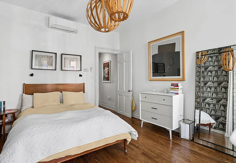 344 13th St — Photo 5