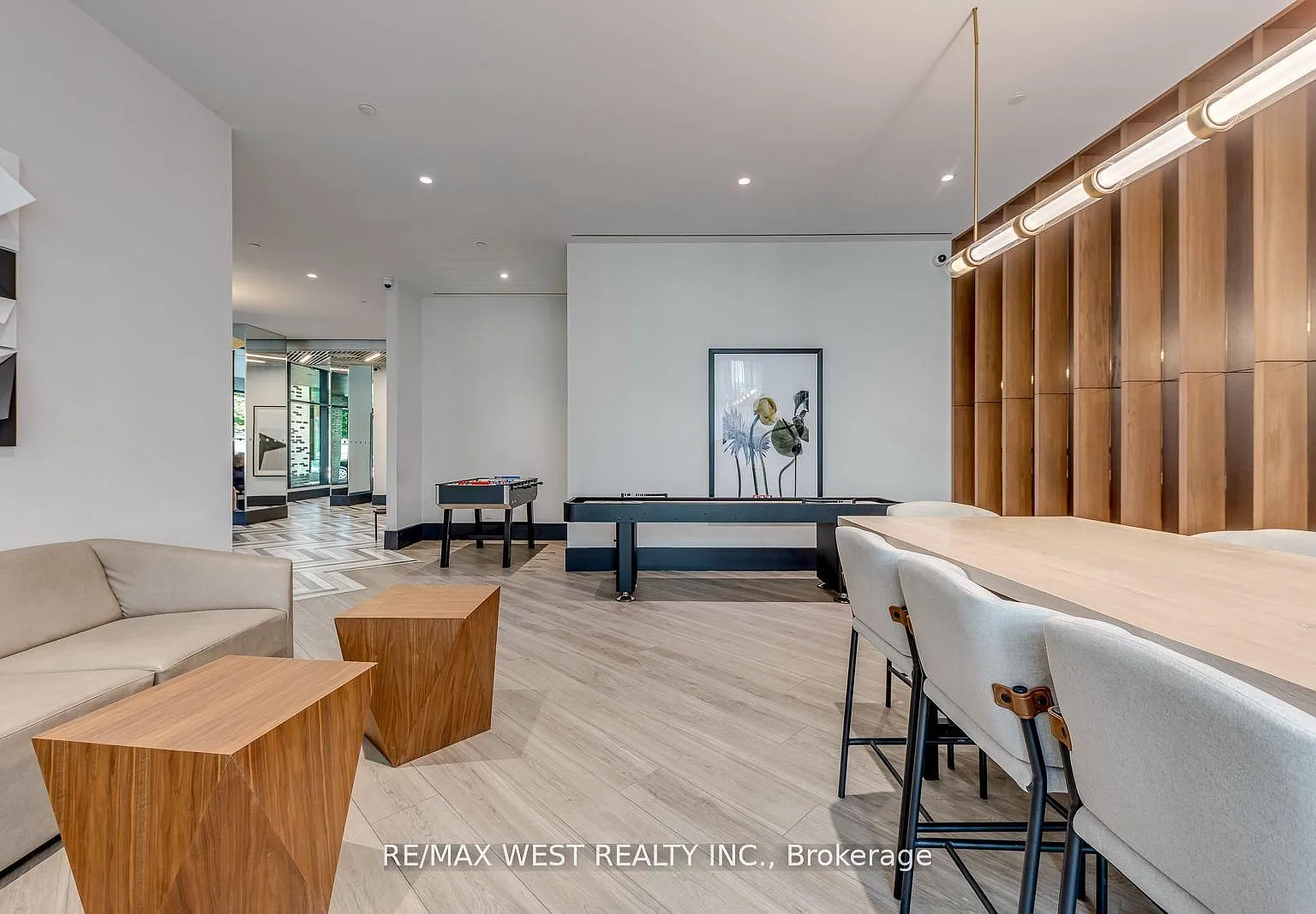 2 bed, $2,950 — Photo 4