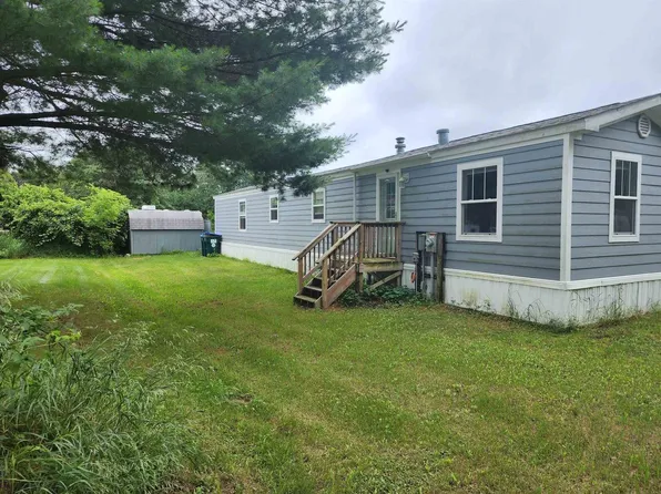 302 Church Avenue, Redgranite, WI 54970