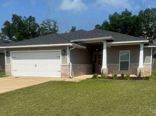 5710 Peach Dr, Pace, FL 32571