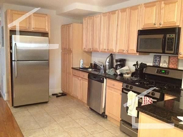 1st image of 25 Aspinwall Ave #1MA
