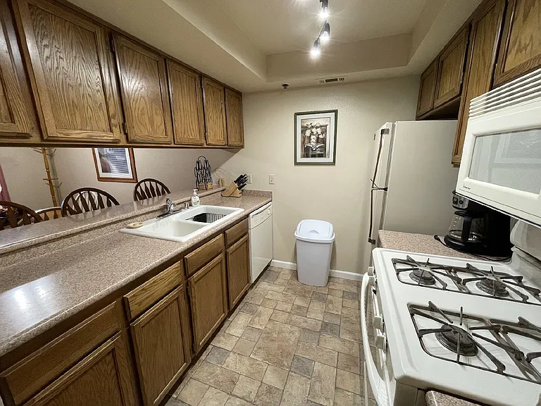 759C Boulder Ct — Photo 6