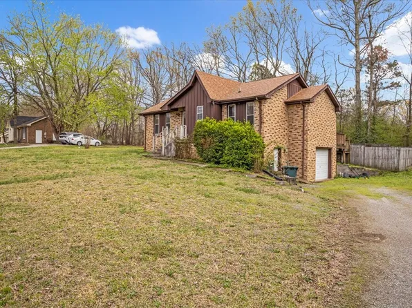 102 Nottingham Rd, Dickson, TN 37055