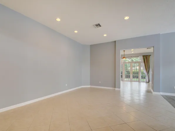 9925 Via Elegante #9925, West Palm Beach, FL 33411