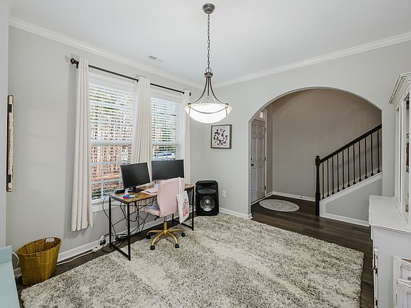 5th image of 199 Puttenum Way
