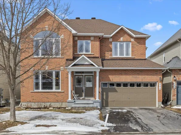 650 New Liskeard Cres, Ottawa, ON K2J 0N3