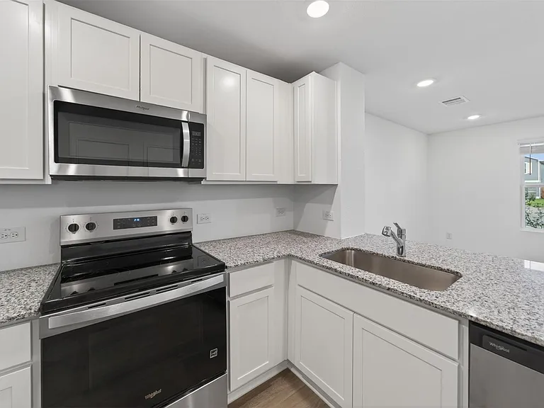 12239 Shield Crest Ct — Photo 14