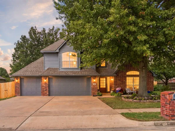 8828 N 128th East Ave, Owasso, OK 74055