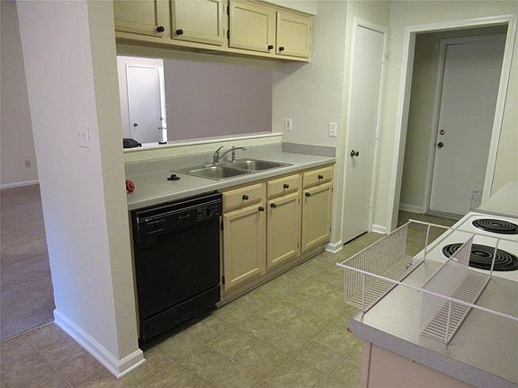 4th image of 1803 Chittam Dr