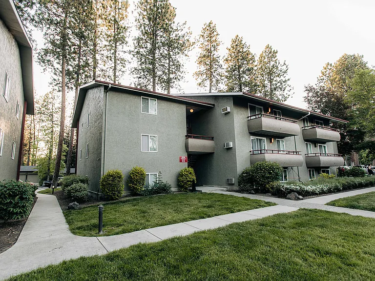 Treetop Apartments — Photo 3
