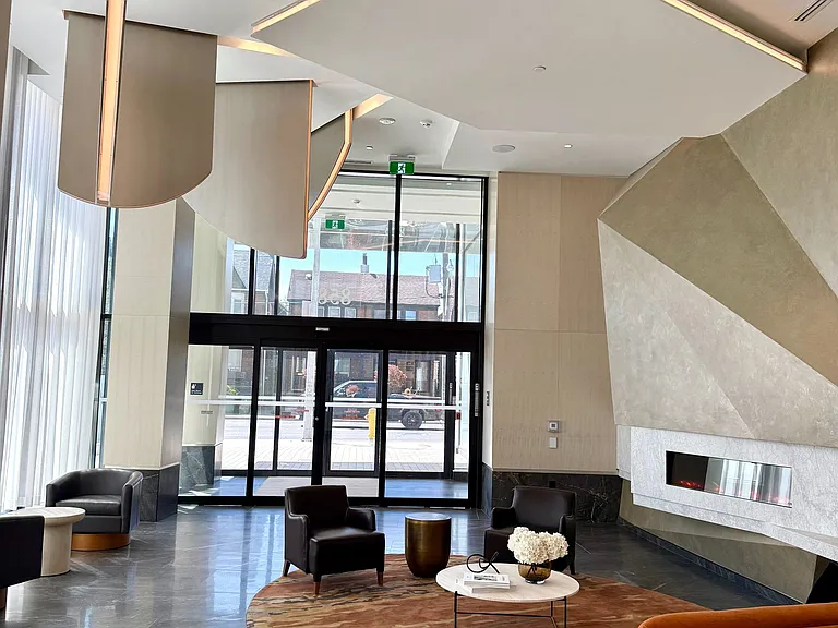 858 Dupont St #708 — Photo 4