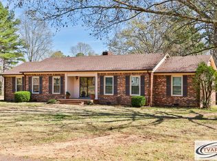 364 Ridgewood Dr, Dresden, TN 38225