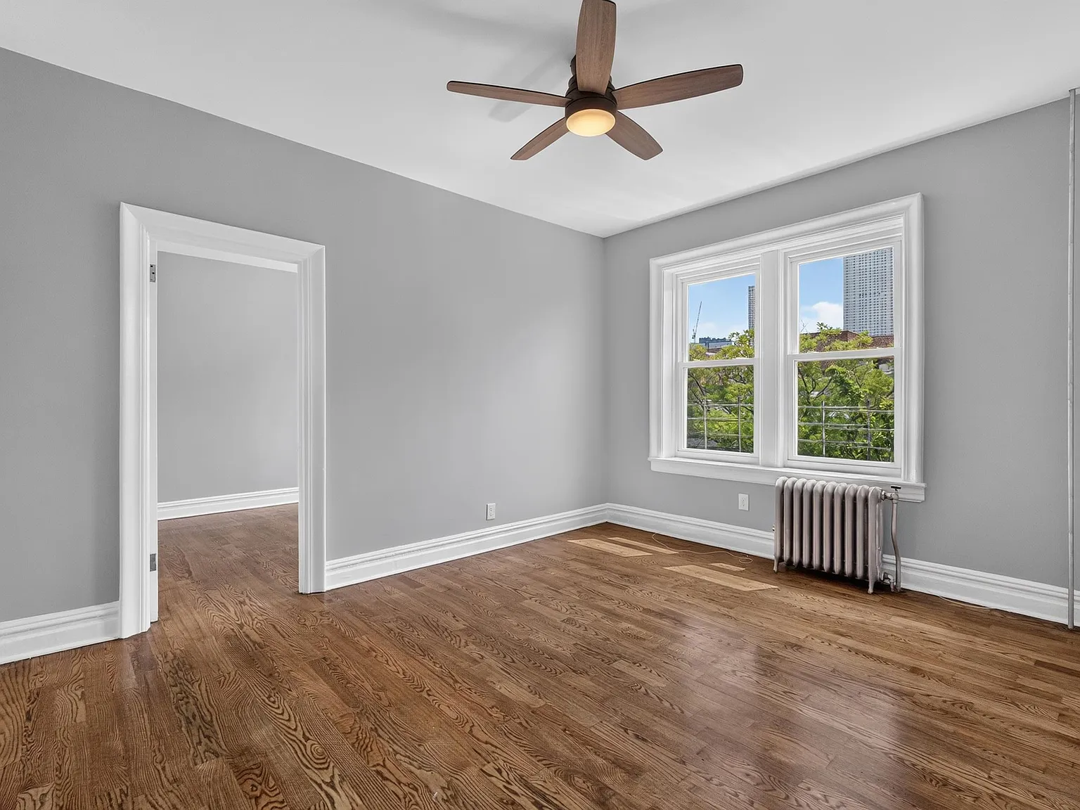 1 bed, 1.0 bath, $1,600 — Photo 3