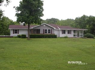 17 Whispering Pnes, The Plains, OH 45780