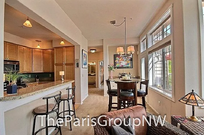 4310 NE 5th Ct #104 — Photo 7