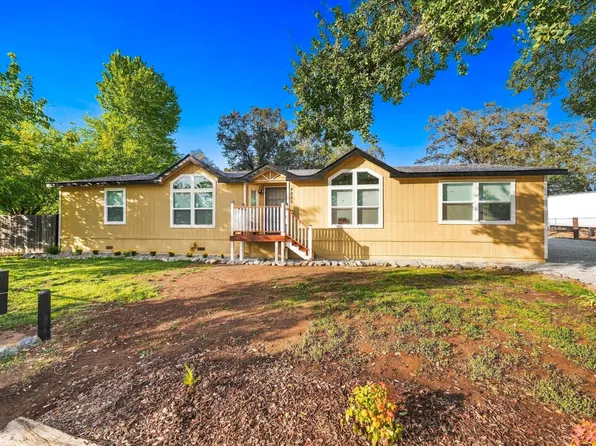 4829 Mulberry St, Shasta Lake, CA 96019