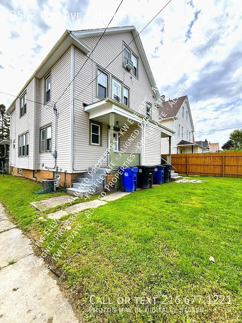 Spacious 4Bedroom with Modern Upgrades! — Photo 3