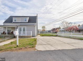 2412 Woodridge Rd, Sparrows Point, MD 21219