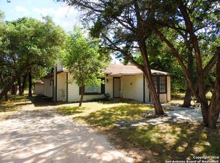 4754 English Crsg Rd, Pipe Creek, TX 78063