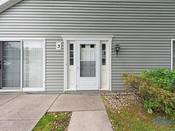5th image of 3 Olde Orchard Dr