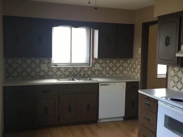 1606 Lorimer Rd #2, Cleveland, OH 44134