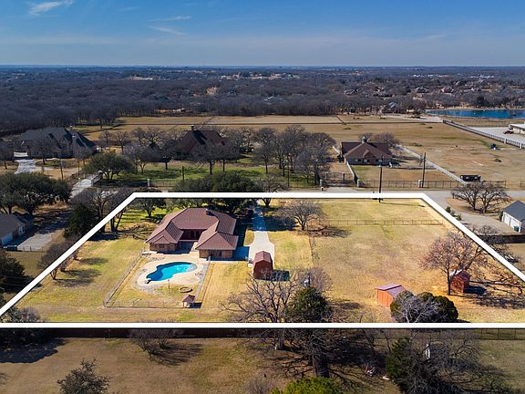 5th image of 241 Simmons Rd