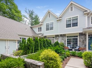 98 Westfield Rd, White Plains, NY 10605