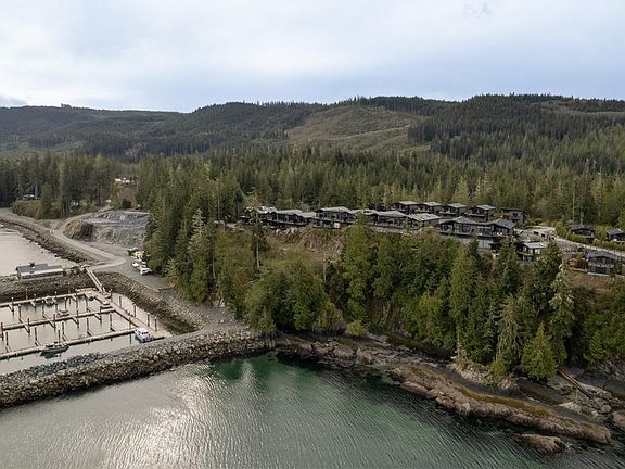 3rd image of 6596 Baird Rd #245