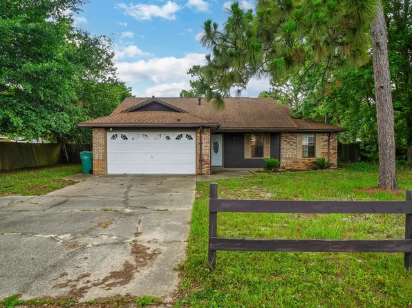 211 Michael Ave, Mary Esther, FL 32569