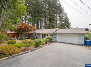 1830 NW 35th Pl, Lincoln City, OR 97367