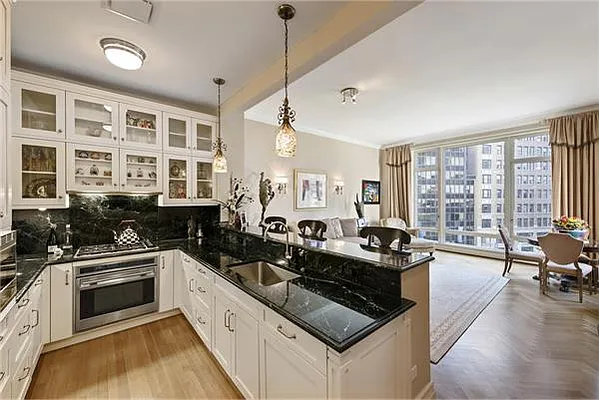 Sold by Engel & Völkers New York Real Estate | media 16