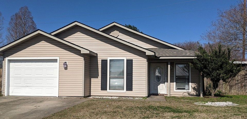 1st image of 37404 W Hillside Dr