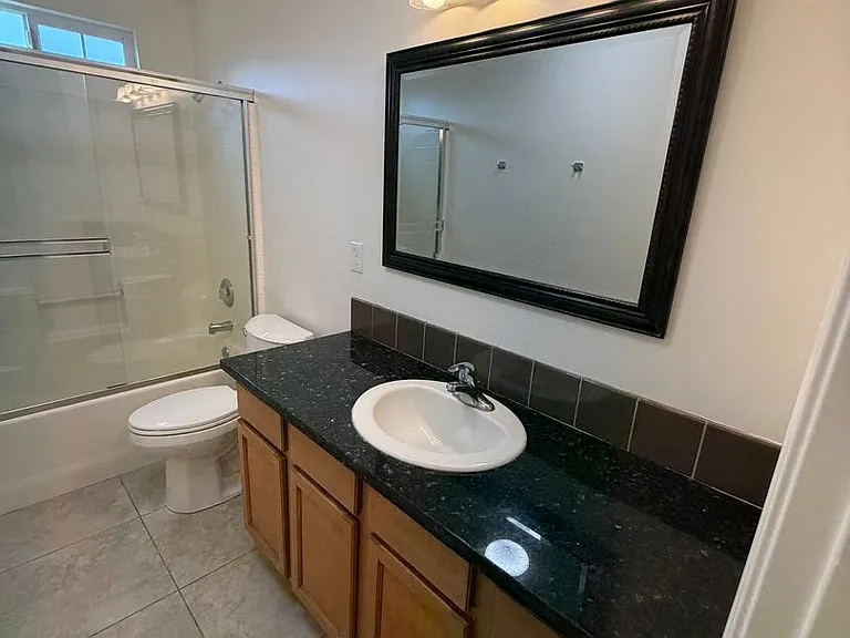 2892 Florence Ave — Photo 10