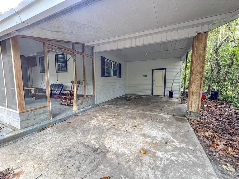 11719 NE 7th Ave — Photo 3