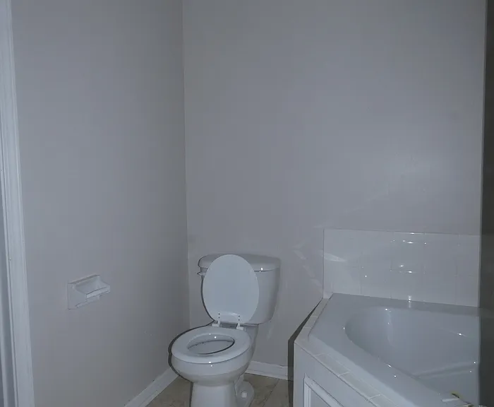 11407 N Bristol Ave — Photo 24