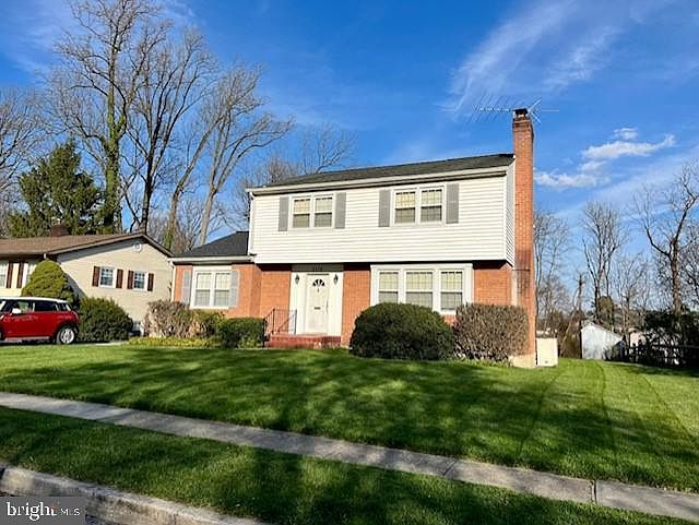 1st image of 2115 Old Pine Rd