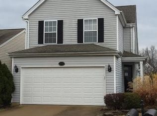 835 Liberty Village Dr, Florissant, MO 63031