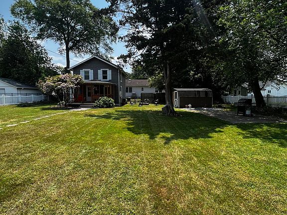 2nd image of 616 Riverside Drive