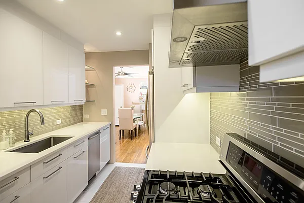 Sold by Graceful Realty LLC | media 26