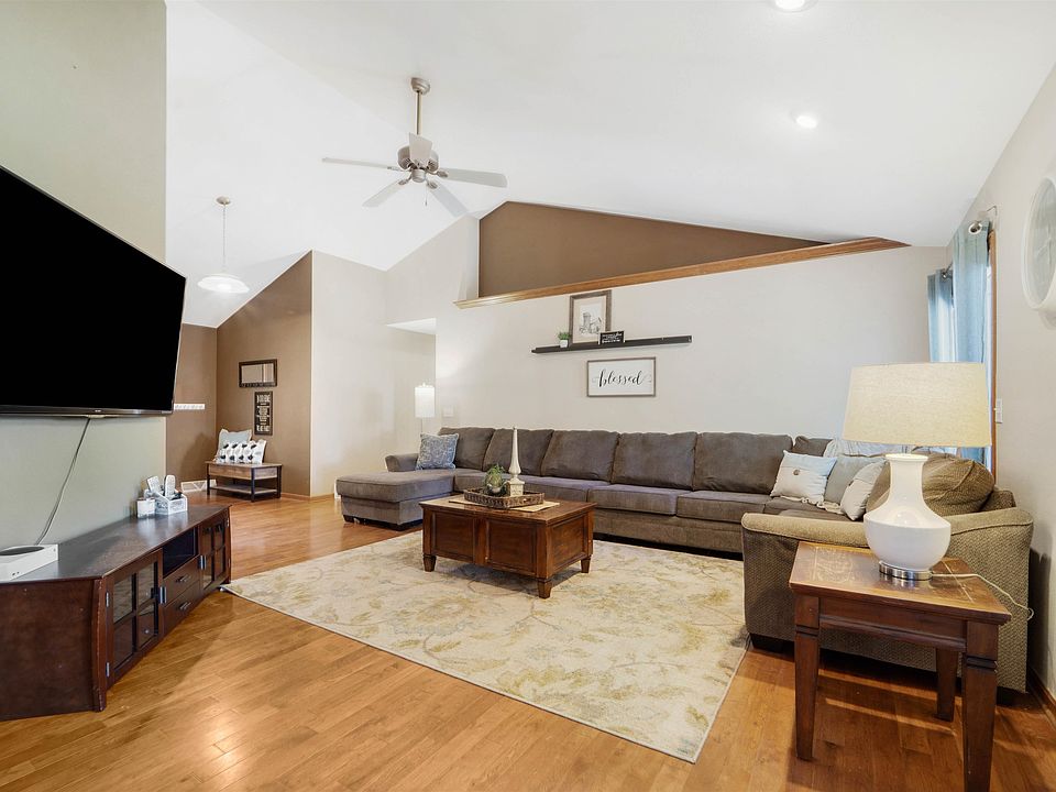 696 Emerson Ave, Ripon, WI 54971 MLS 50279878 Zillow