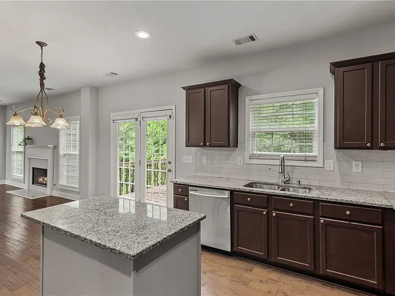 5325 Plymouth Pl — Photo 15